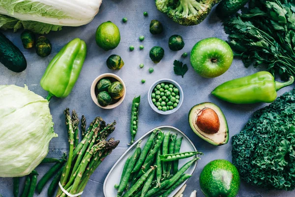 Salade de Légumes Verts: Délicieux, Sain et Faible en Calories